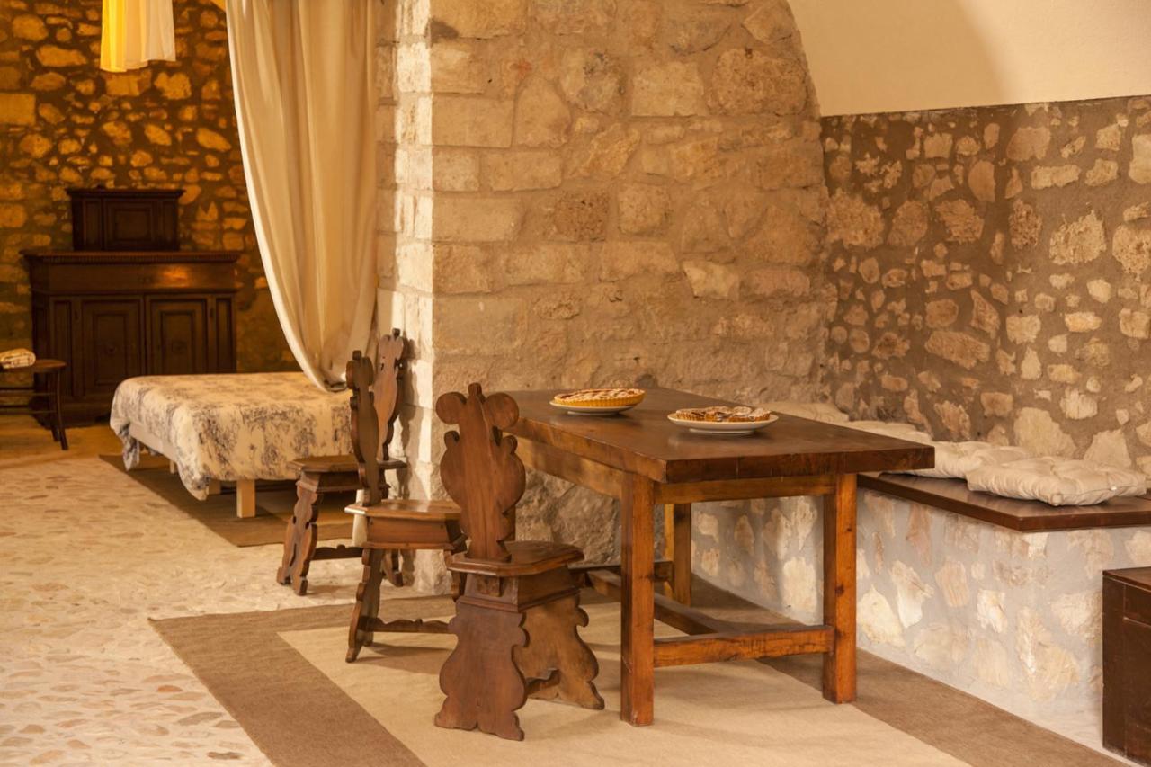 Agriturismo La Commenda-Adults Only Кашія Номер фото