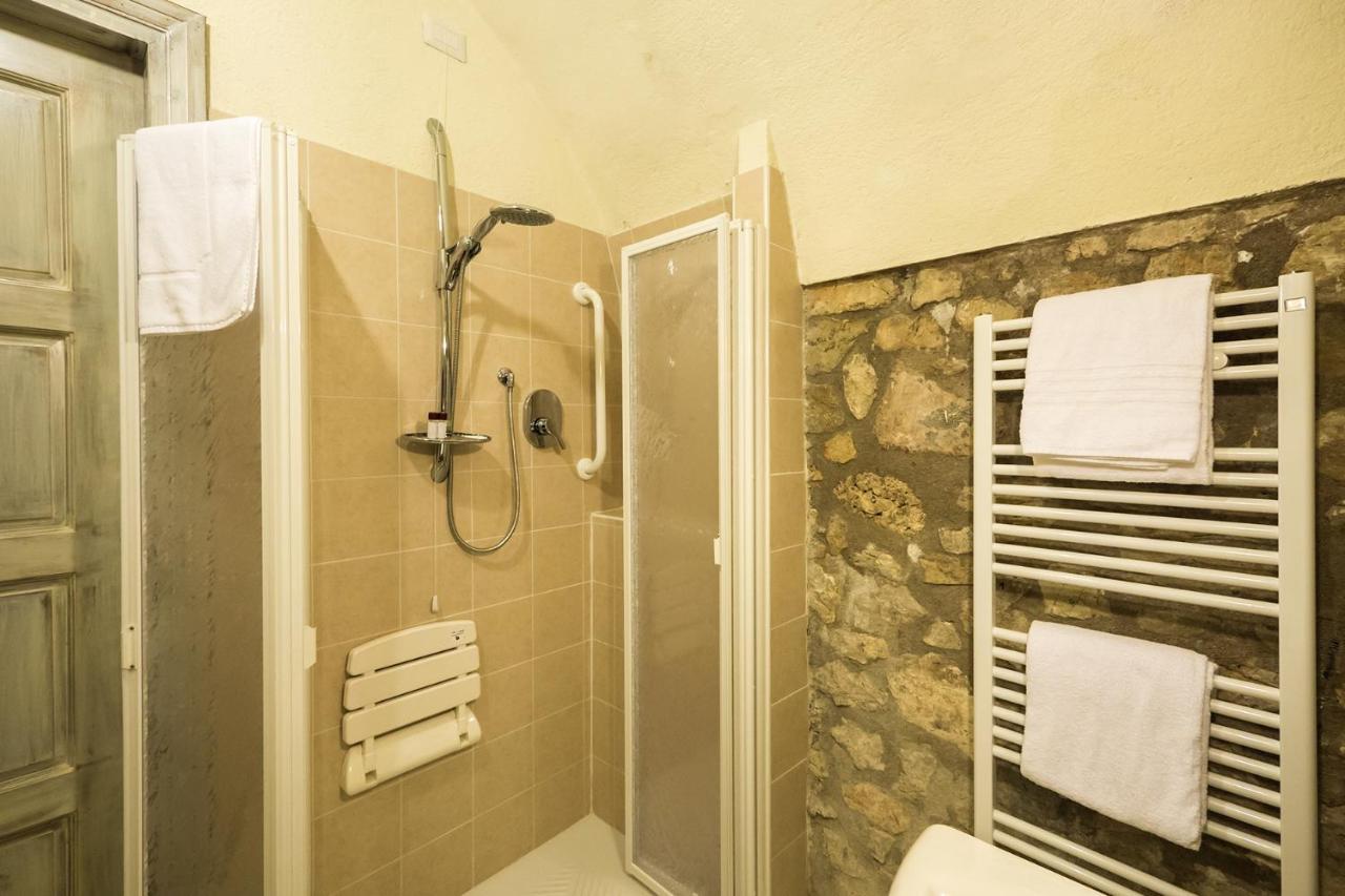 Agriturismo La Commenda-Adults Only Кашія Номер фото