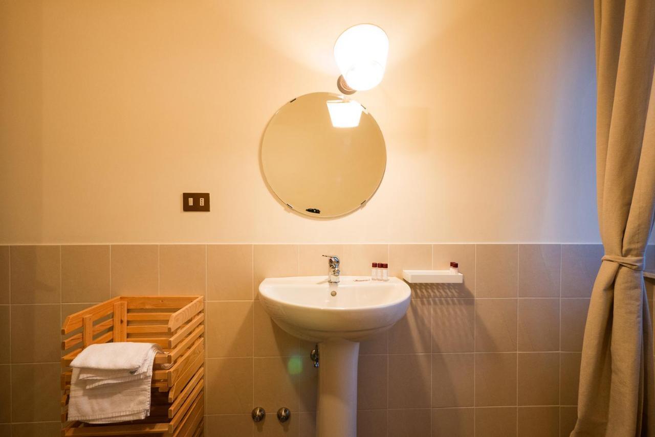 Agriturismo La Commenda-Adults Only Кашія Номер фото