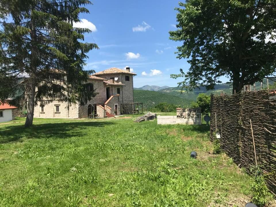 Agriturismo La Commenda-Adults Only Кашія Екстер'єр фото